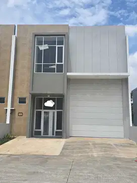 Gudang Bagus 240 m2 Site office Pergudangan BizPark Pulo Gadung