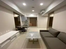 Tinggal Bawa Koper! Sewa 2BR Furnish Modern di TARES
