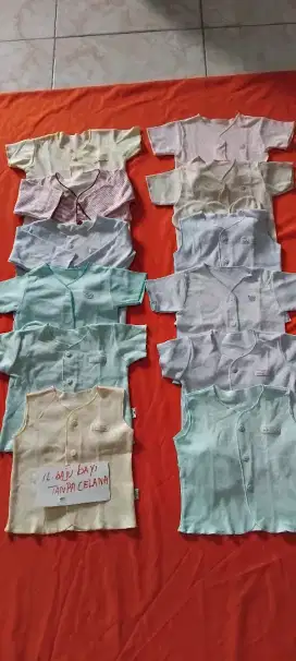Baju bayi tanpa celana