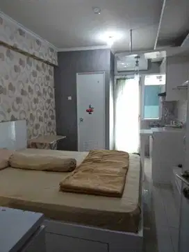 Green pramuka apartment city unit studio furnish bagus