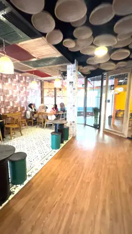 kesempatan langka: kafe baru dijual dengan harga khusus
