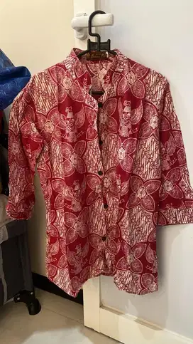 Atasan batik wanita