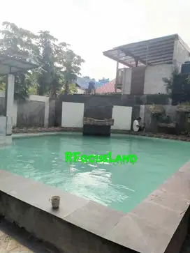 Rumah Kontrakan Luas 2500 Kolam Renang di Ciputat