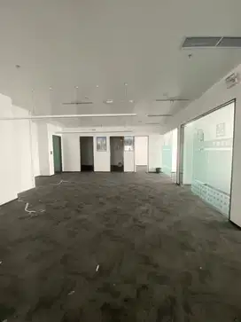 Office gadeng 3 unit SOHO Capital Podomoro City kantor premium Jakbar