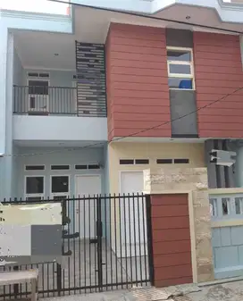 Dijual rumah bangunan baru 2lantai di Kayu Putih Jakarta Timur
