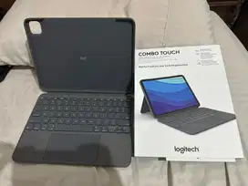 Logitech Combo Touch Ipad Pro 11-inch (1st, 2nd, 3rd & 4th generation)