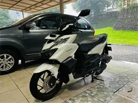 Km 2.000 Honda Vario 160 ABS Putih 2023 Mulus Jarang Pakai