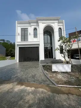 Dijual Rumah American Classic diCluster R21 Sentul Bogor