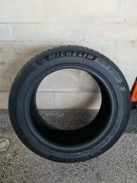 Ban michelin pilot sport 4 215 55 r17 17