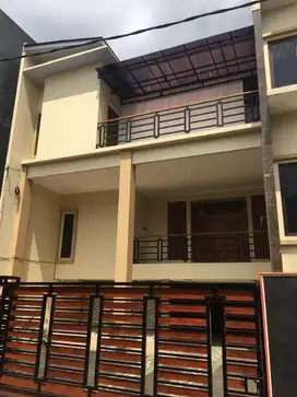 Kost Exclusive full Penghuni Dekat Kampus UGM & UNY
