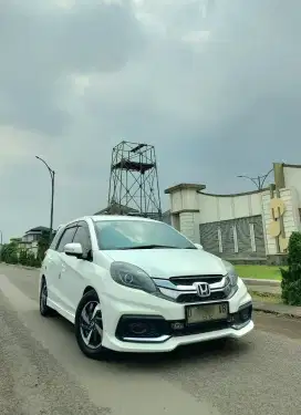 FIRST HAND LOW KM 94RB SERVICE RUTIN HONDA !! MOBILIO RS MATIC 2015