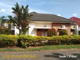 Rumah Hook hadap Timur di Graha Estetika Banyumanik, Semarang