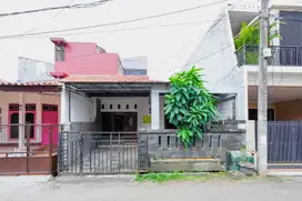 Rumah 2 Lt Strategis 15 Mnt ke Gerbang Tol Pamulang Siap KPR J-24448