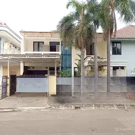 Rumah 2lt 10x20 200m 4KT Taman Modern Cakung Jakarta Timur