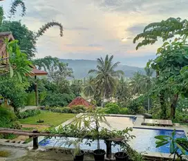 Villa Etnik + Kolamrenang View Bukit Menoreh Di Kota Jogja
