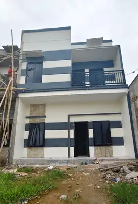 Rumah 2 Lantai Lokasi Dekat Stasiun Harga Ramah