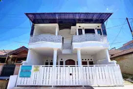 Rumah Hadap Selatan LT 135 SHM 15 Mnt ke Bintaro Jaya Xchange J-16628