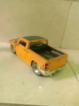 Die Cast Miniatur Mobil DUB City