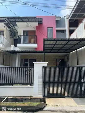 Rumah Bagus Harapan Indah Cluster Taman Sari, Bekasi