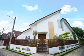Rumah Hook Idaman 15 Menit ke RSPI Bintaro Jaya 5 KT Bisa KPR J-11380