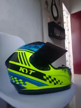 Jual helm bekas (KYT ORI )murah