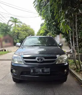 Toyota Fortuner 2006