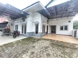 Rumah murah daeràh taman sari harapan indah bekasi