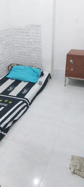 Kost Kosan Cowo Bersih dan Rapih Strategis dekat MALL PONDOK INDAH