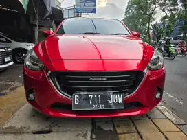 MAZDA 2 AT SKYAKTIV  2015