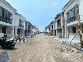 DIJUAL VILLA METEOROLOGI KOMPLEK JEWEL GARDEN MEDAN PANCING CEMARA
