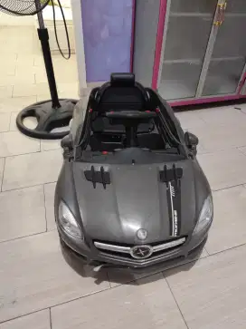 Mobil Aki Second