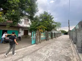 RUMAH BESAR TANAH LUAS DIJUAL CEPAT DI MAGUWOHARJO