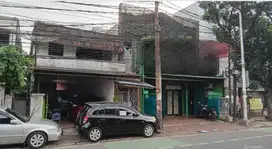 Rumah Di Kawasan Komersil Dewi Sartika Cawang 2Menit Ke Tol MT Haryono