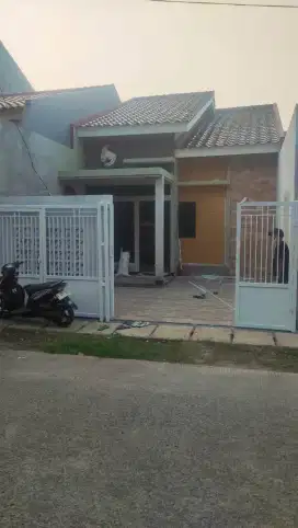 Rumah Ciledug/puribeta/Bintaro/pendok aren/ Tangerang Selatan