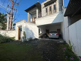 Dijual Rumah 2 Lt Lokasi Strategis Siap Huni View Sawah Area Mlati