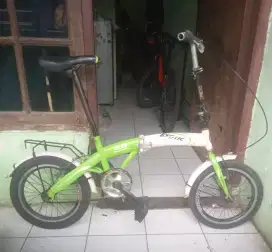 Sepeda lipat exotic UK 16 harga udah net ya