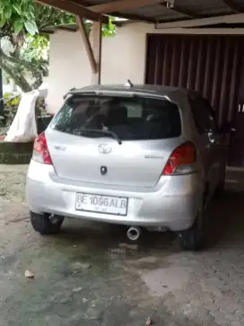 di jual toyota yaris 2011 type j matic