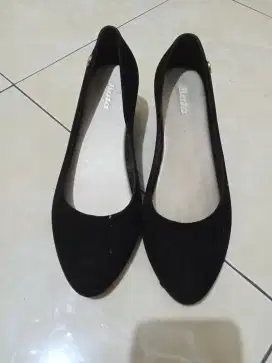 Sepatu Merk Bata Original harga untuk 2 sepatu