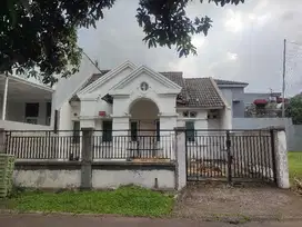 rumah tua BSD tanah kavling kencana loka taman chrysant
