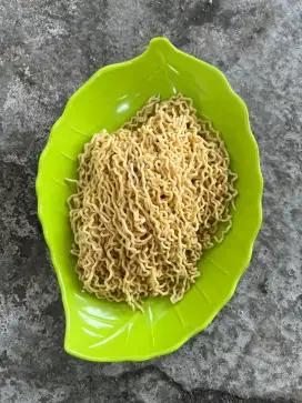 Supplier Mie Mentah, Kulit Pangsit, dan Kulit Dimsum