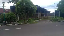 Tanah pekarangan pinggir jalan raya umbulharjo kodya