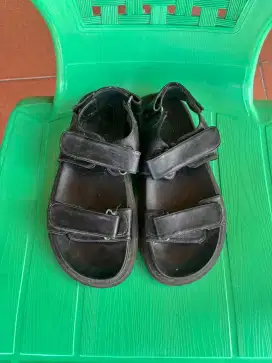 Sepatu sandal kult zara size 35