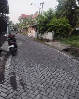 Tanah Kosong di Taman Kukilo Mukti Utara, Pedurungan Kidul, Semarang