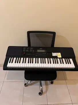 Dijual cepat keyboard Casio CTX 700