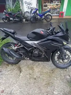 CBR 150 FACELIFT HIDUP KOMPLIT