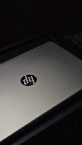 Laptop HP 14S-FQ1135AU