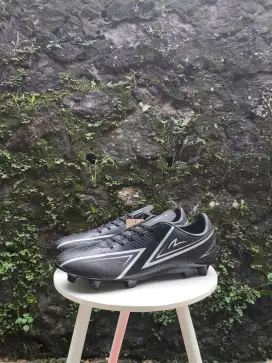 Sepatu Bola Specs Arrow FG