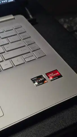 Laptop HP 14S-FQ1135AU