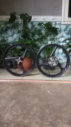 Velg racing original fizr enkei 1&2 (cat original)