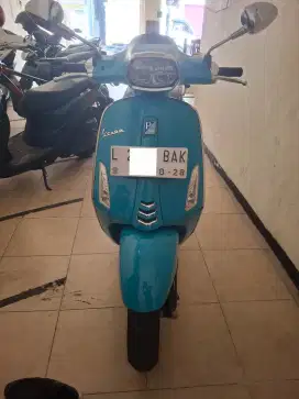 Vespa sprint th 2023